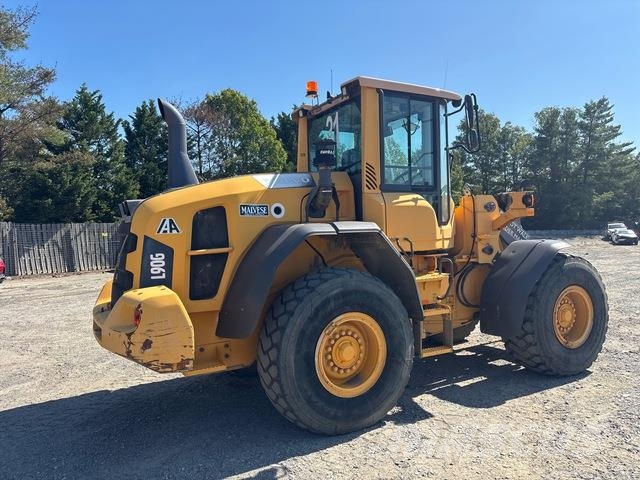 Volvo L90G Radlader