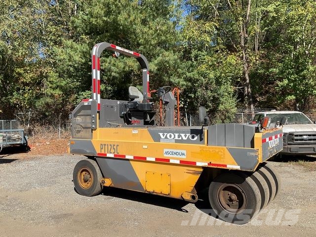 Volvo PT125C Rulli gommati