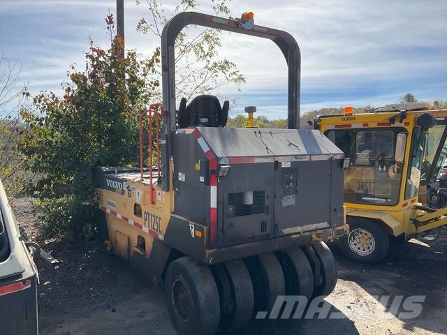 Volvo PT125C Rouleaux à pneumatiques