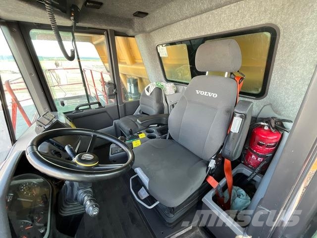 Volvo R100E Camiones articulados