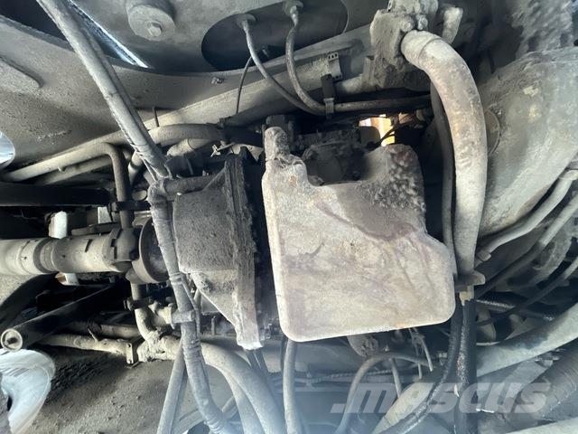 Volvo R100E Camiones articulados
