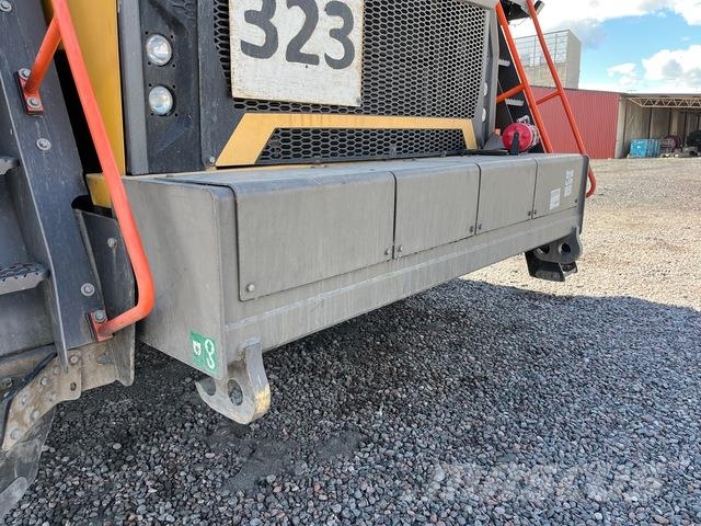 Volvo R100E Camiones articulados