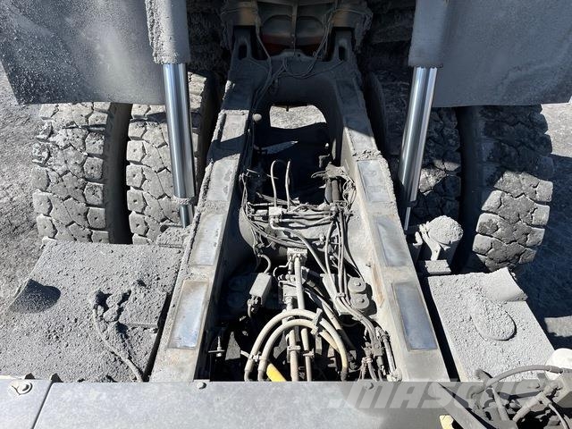 Volvo R100E Camiones articulados