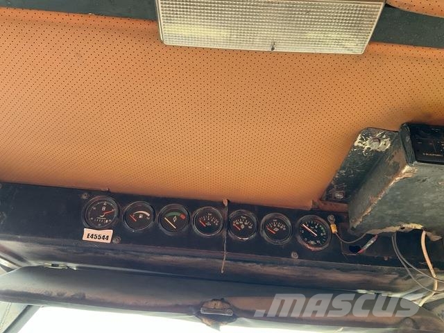 Volvo R32 Artikulētie pašizgāzēji