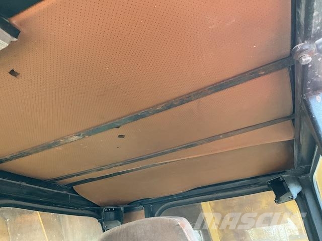 Volvo R32 Artikulētie pašizgāzēji