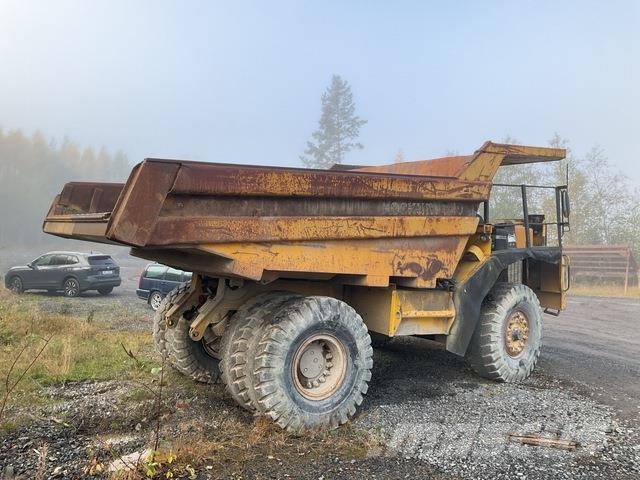 Volvo R32 Artikulētie pašizgāzēji