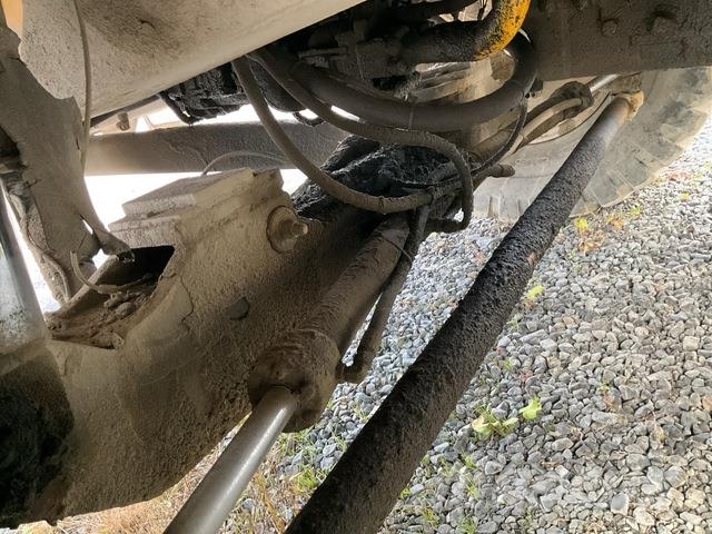 Volvo R32 Artikulētie pašizgāzēji