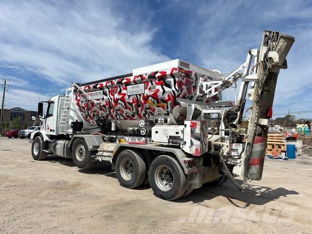 Volvo VHD Camiones de concreto