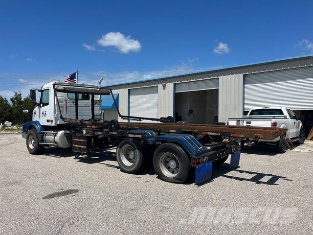 Volvo VHD Liftdumper biler