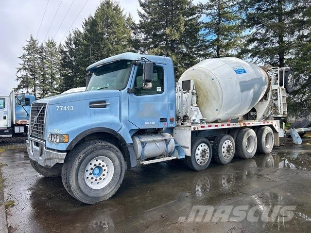 Volvo VHD104F Anders