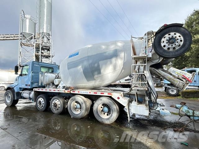 Volvo VHD104F Anders