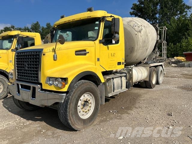 Volvo VHD64F Otros camiones