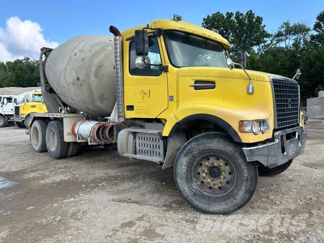 Volvo VHD64F Otros camiones