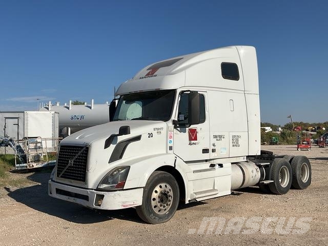 Volvo VNL 曳引機組件
