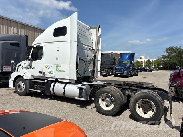 Volvo VNL Tracteur routier