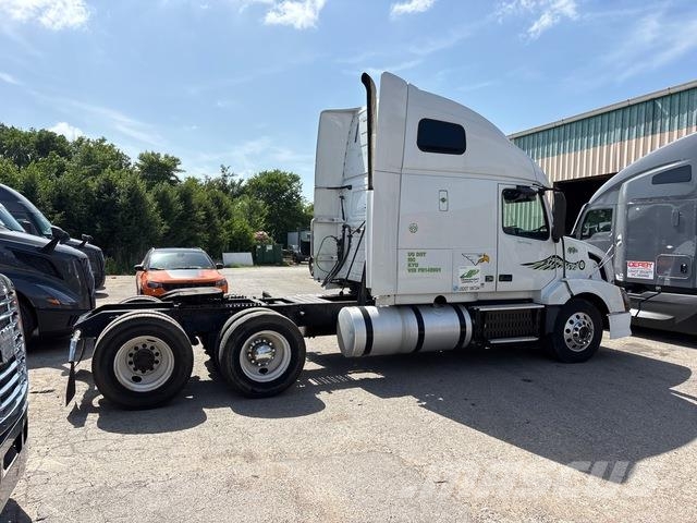 Volvo VNL Tracteur routier