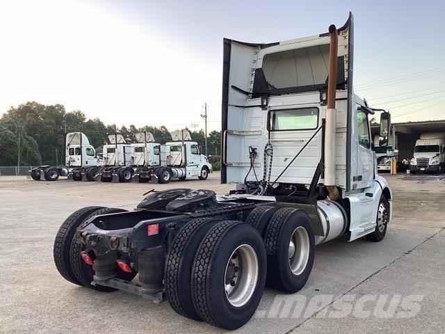 Volvo VNL Trækkere