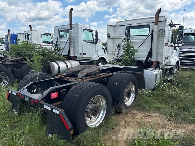 Volvo VNL Trekkers