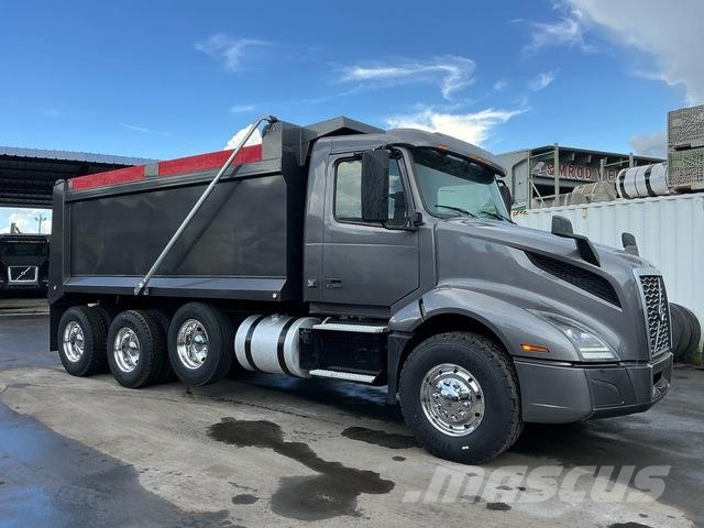 Volvo VNL Самосвал