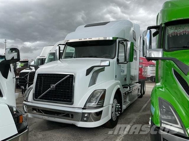 Volvo VNL Prime Movers