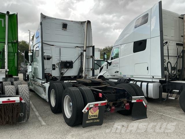Volvo VNL Prime Movers