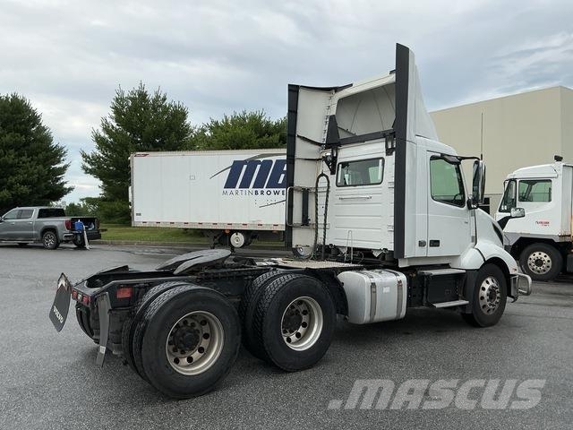 Volvo VNL Prime Movers