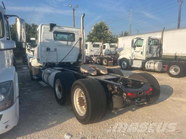 Volvo VNL Çekiciler