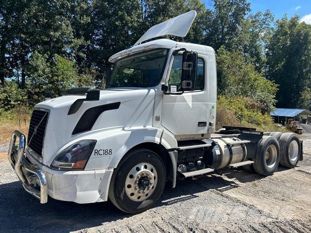 Volvo VNL Prime Movers