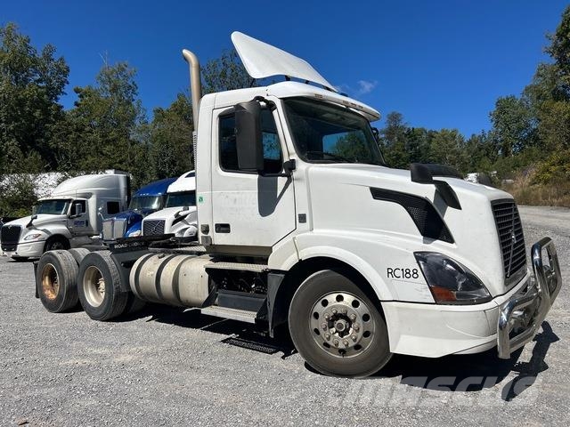 Volvo VNL Prime Movers