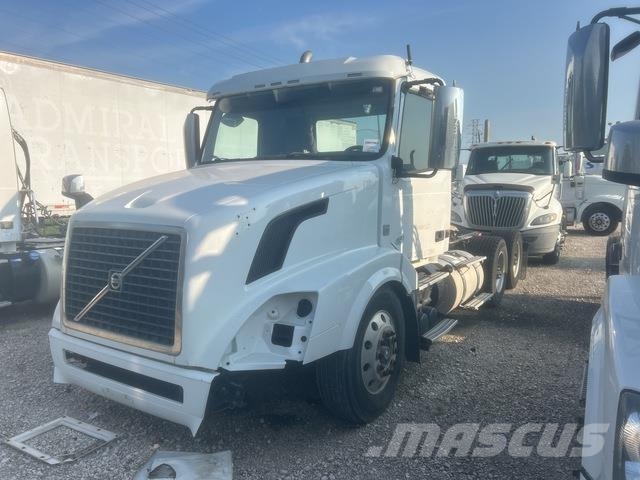 Volvo VNL Sattelzugmaschinen