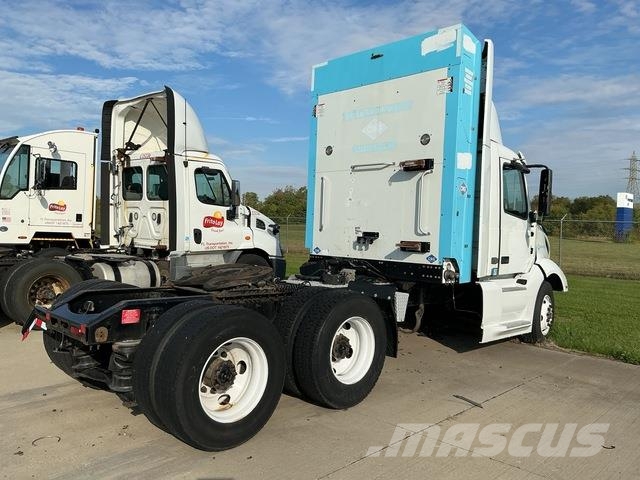 Volvo VNL Sattelzugmaschinen