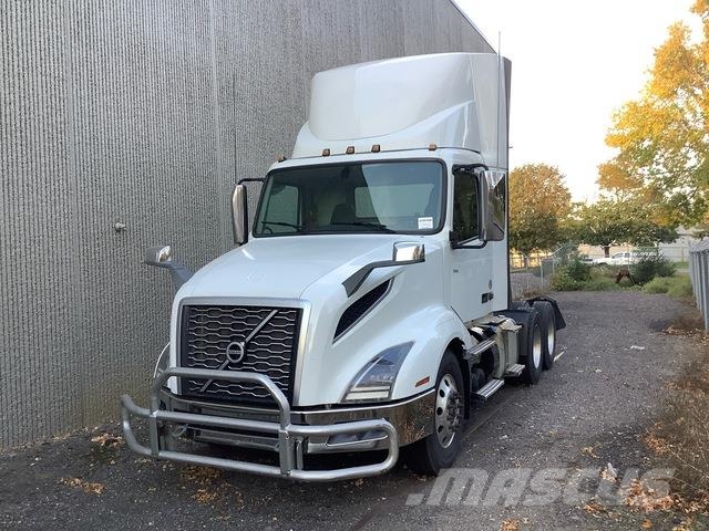 Volvo VNL Camiones tractor
