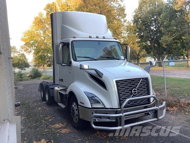 Volvo VNL Camiones tractor
