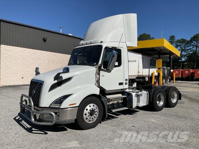 Volvo VNL Sattelzugmaschinen