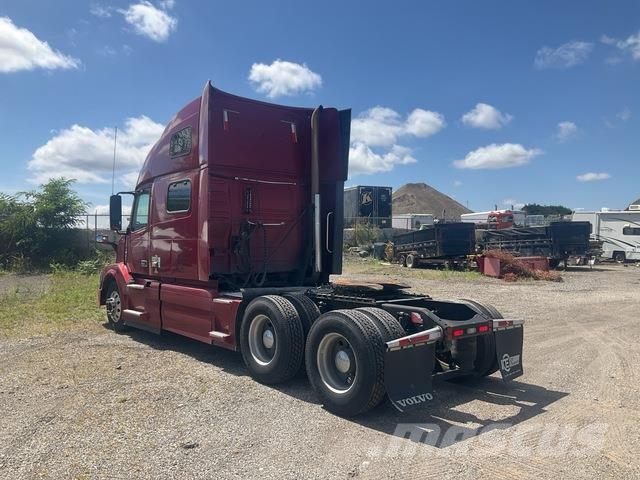 Volvo VNL Truck Tractor Units