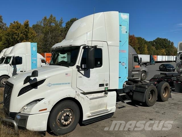 Volvo VNL64T300 Vilcēji
