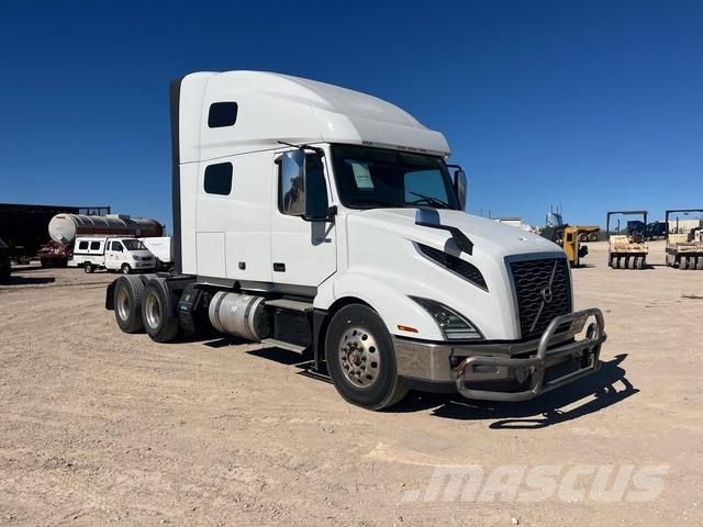Volvo VNL64T760 Prime Movers