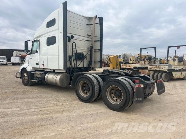 Volvo VNL760 Prime Movers