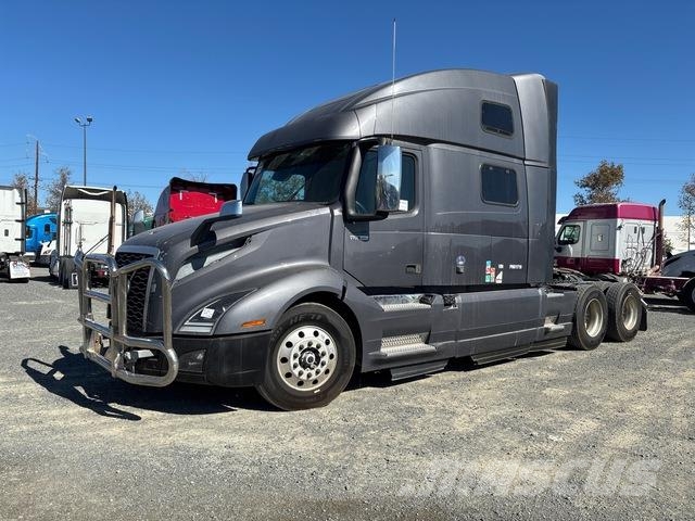 Volvo VNL860 Tegljači
