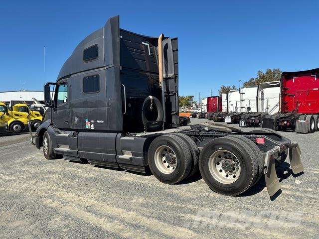 Volvo VNL860 Tegljači