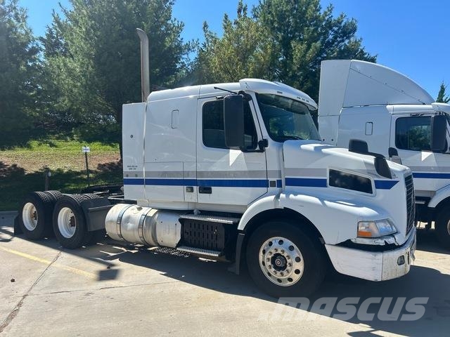 Volvo VNM Prime Movers