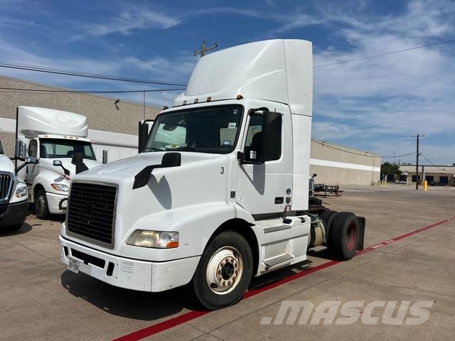 Volvo VNM Vlačilci