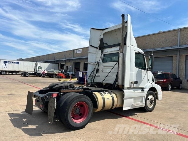 Volvo VNM Vlačilci
