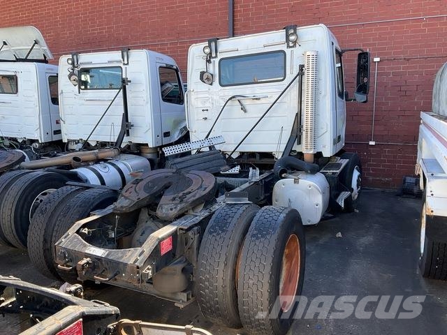Volvo VNM Sattelzugmaschinen