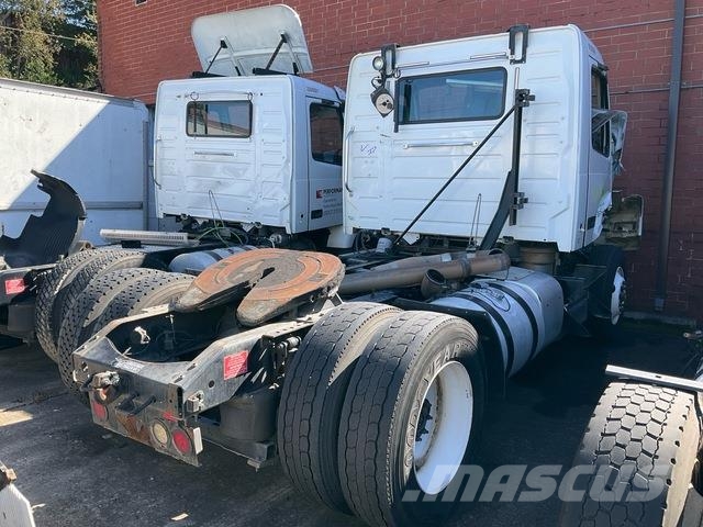 Volvo VNM Sattelzugmaschinen