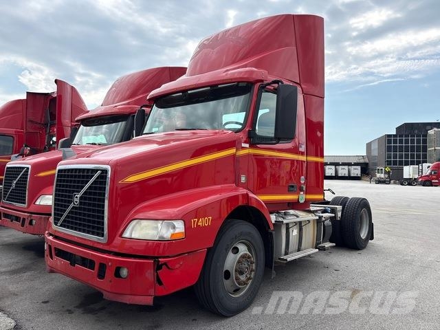 Volvo VNM42T Sattelzugmaschinen