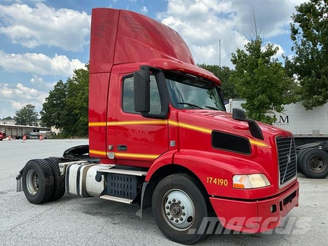 Volvo VNM42T Sattelzugmaschinen