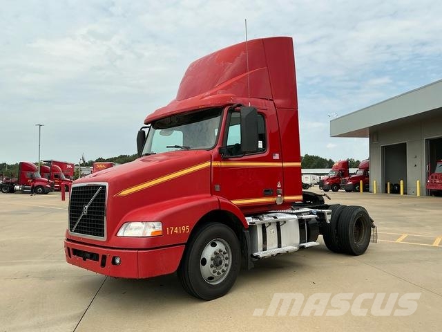 Volvo VNM42T Sattelzugmaschinen