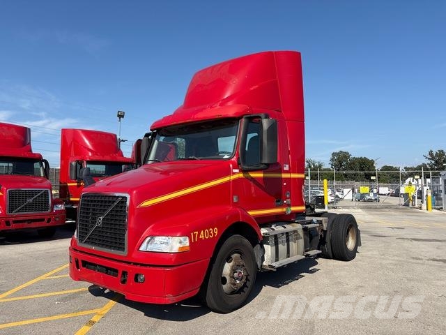 Volvo VNM42T Sattelzugmaschinen