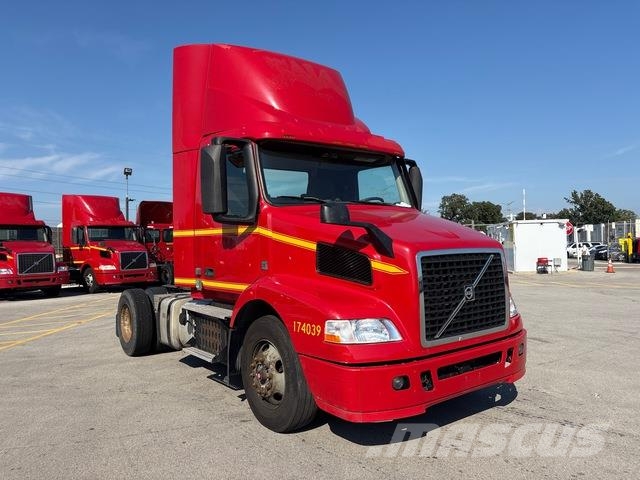 Volvo VNM42T Sattelzugmaschinen